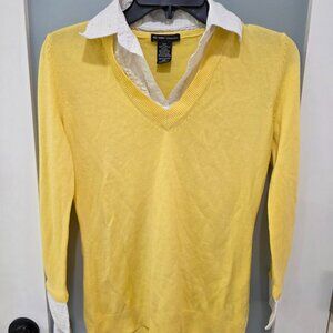 New York & Company Yellow Sweater – Women’s XS V-Neck Lightweight Pullover